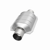 MagnaFlow Universal Catalytic Converter 2.5inch Inlet/Outlet Center/Center Oval (California OBDII)