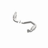 MagnaFlow Direct Fit Catalytic Converter 03-05 Express 2500 4.8L Driver Side